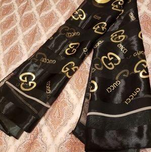 Gucci oversize square scarf
